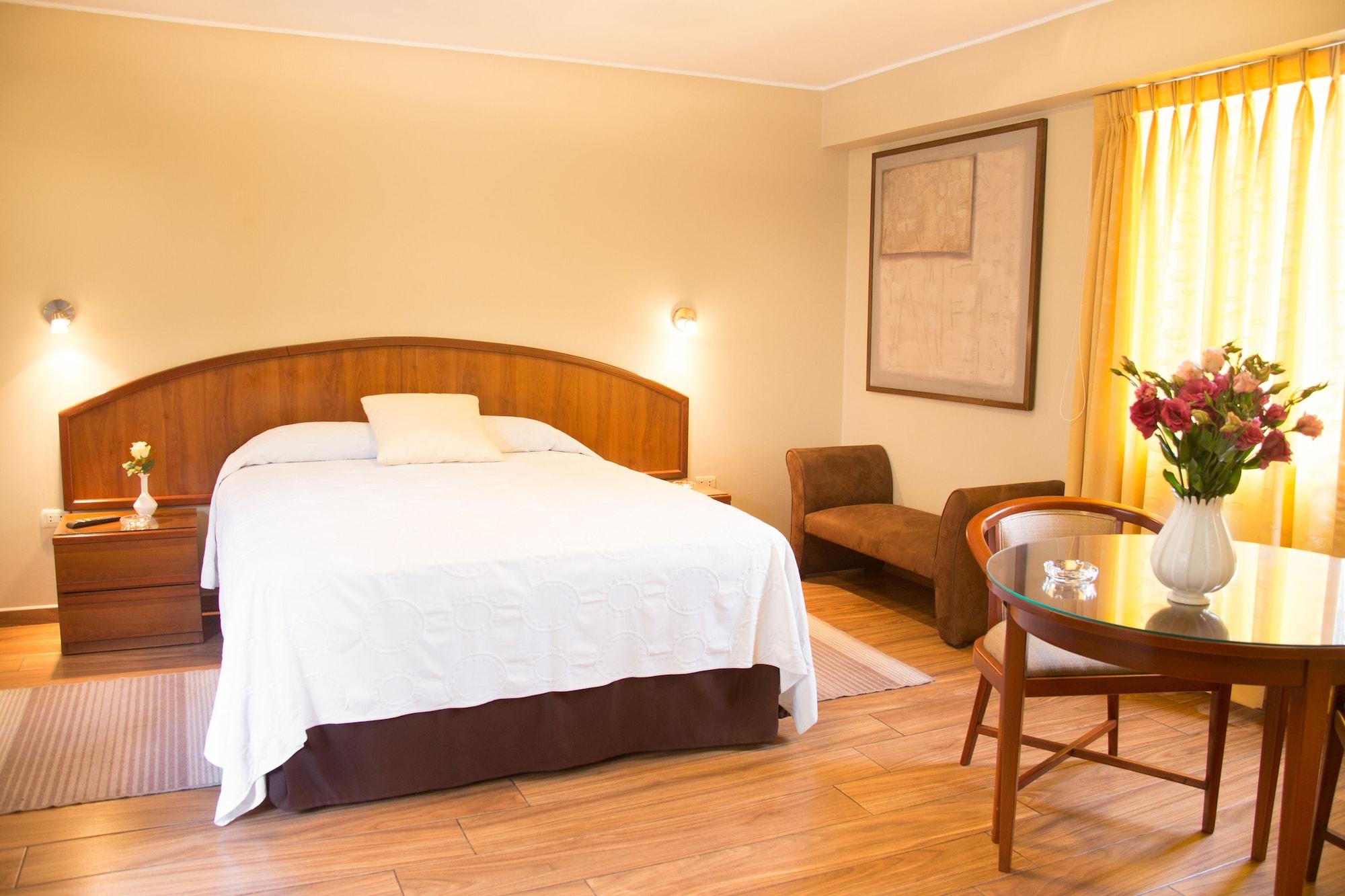 Hotel Park Suites Lima Ngoại thất bức ảnh