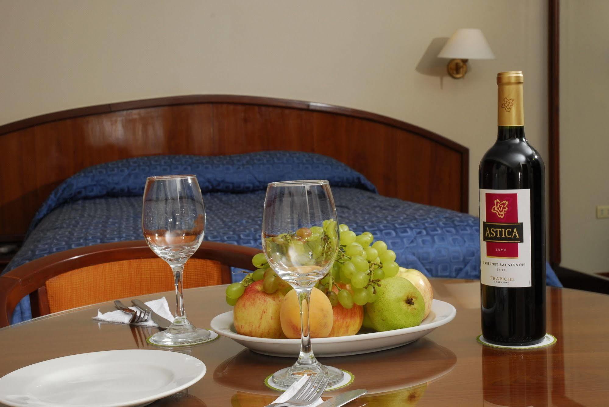 Hotel Park Suites Lima Ngoại thất bức ảnh