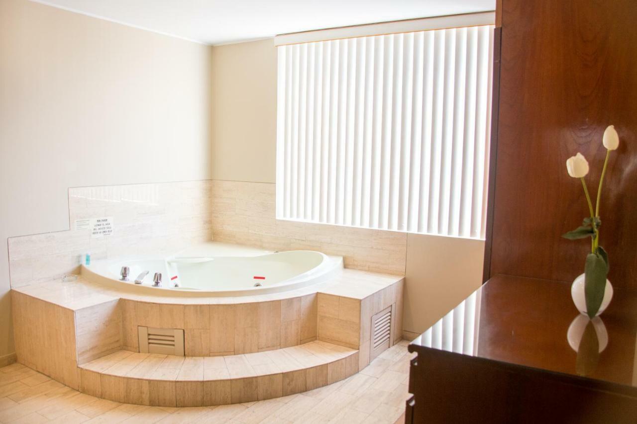 Hotel Park Suites Lima Ngoại thất bức ảnh